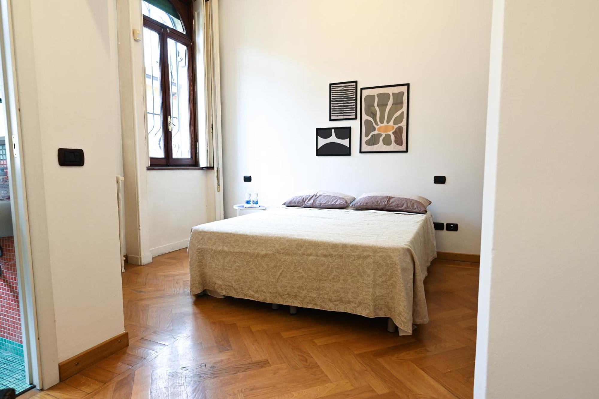 Elisabetta * Milan